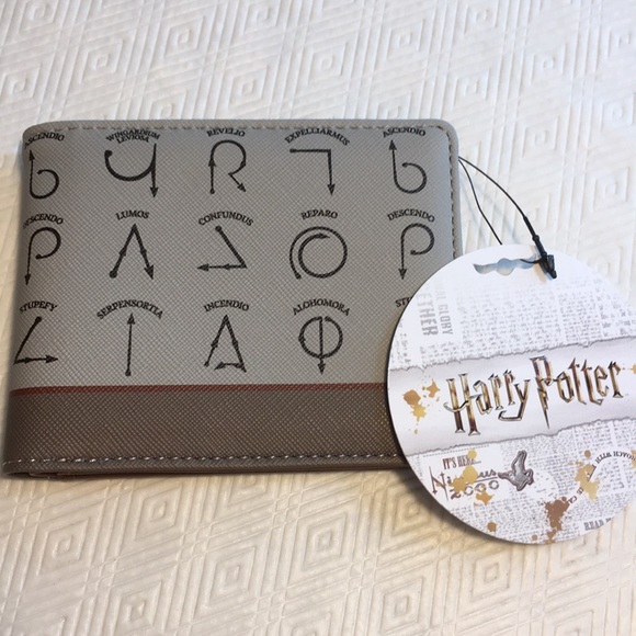 Last One Final Price Loungefly Harry Potter Wallet - Picture 2 of 8